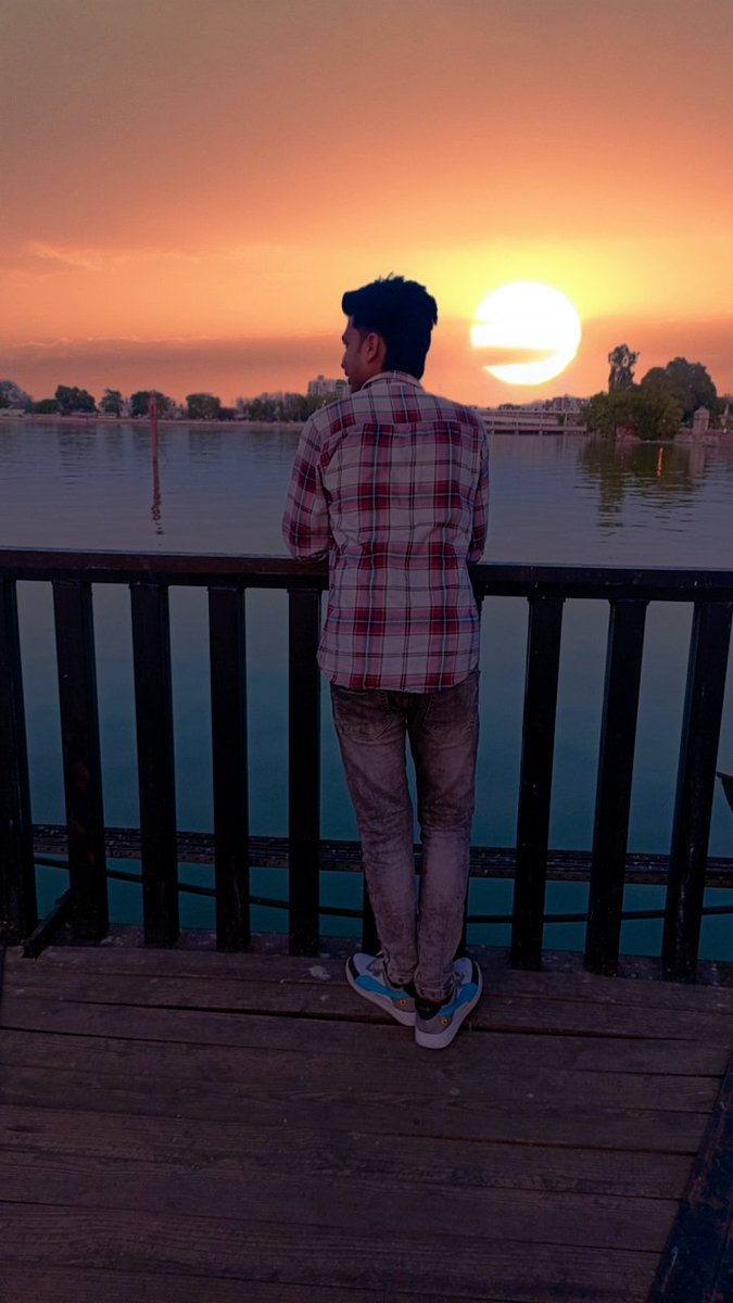Deepak vaishnav tweet media