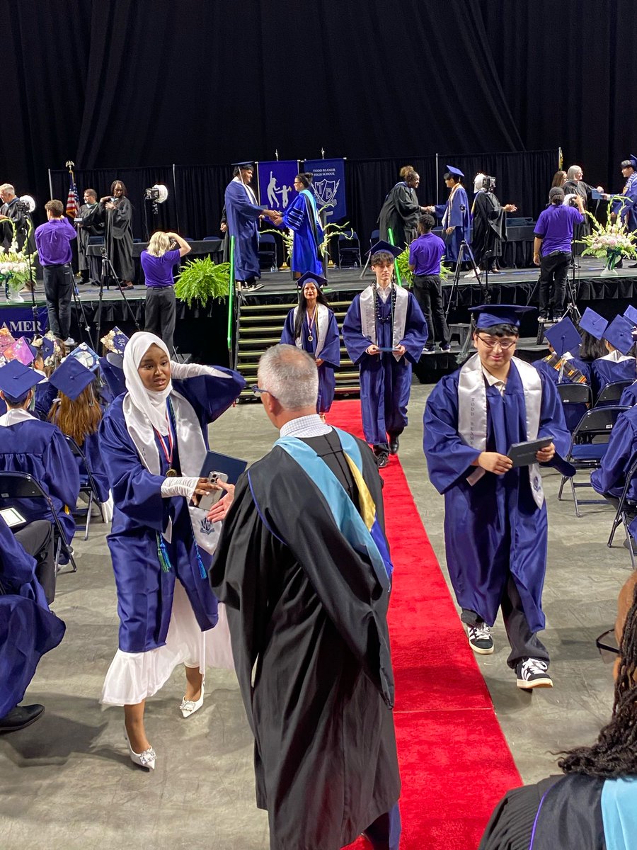FWPS210's tweet photo. The journey to college and career begins now for our TBHS grads! 🚀 Congrats, TBHS graduates, your next adventure starts today! 🌟@TBTitans #TitanGrad #Classof2024 https://t.co/bqisXKN1fR