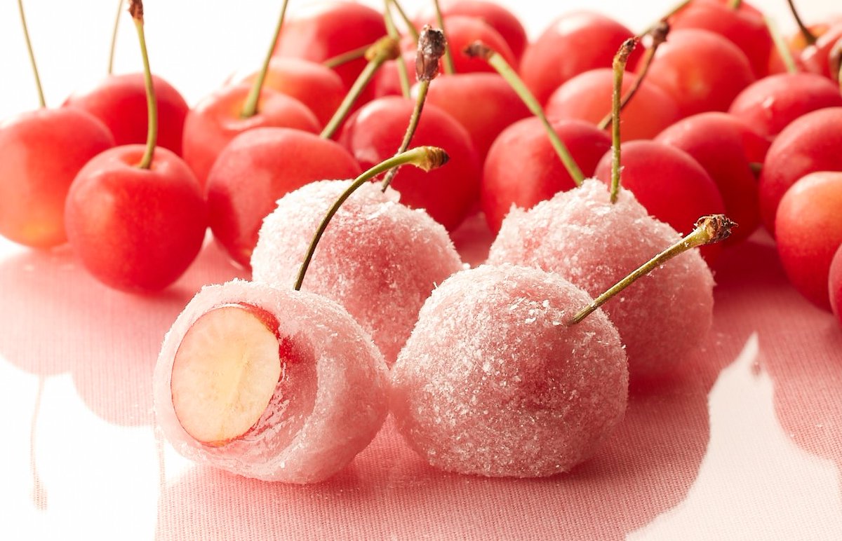 今年もこの季節がやってきました！ さくらんぼ餅、登場です🍒 もちもち