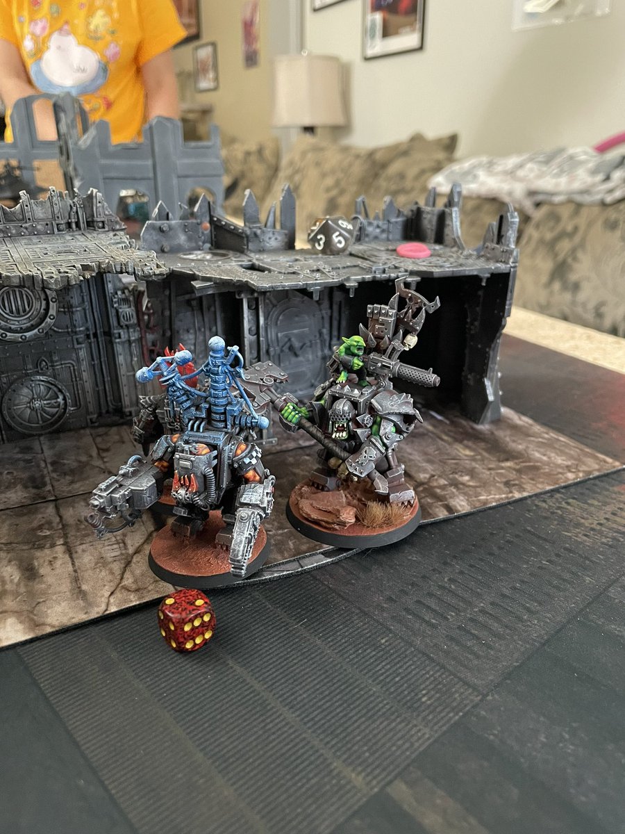 spider_150's tweet image. Bully Boys did some work today against some space elves. I’ve always loved Meganobs and I’m hyped they’re good now. They krump so hard and are dead tough now. 
#batrep #wh40k #orks