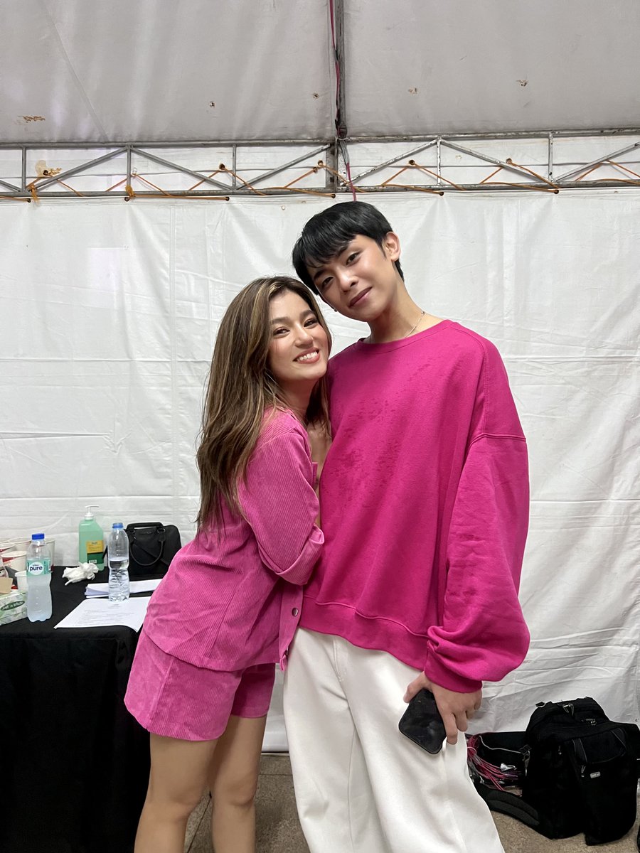 bonggonzales_'s tweet photo. BELOVED BELLE DAY 🎂💖
#E22ernallyBELLElieving https://t.co/KiaaJuQaWa