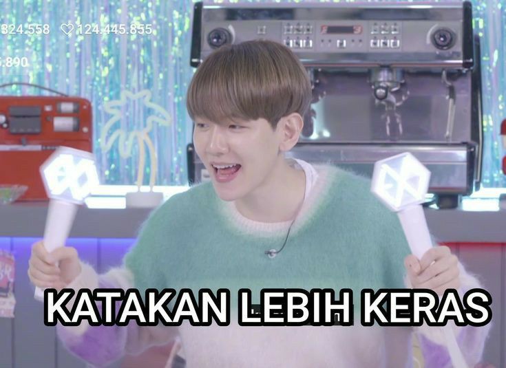 withexo_4885's tweet photo. "EXO flop, EXO nggak ber impact, EXO nggak ngasih apa-apa ke agensi"

Meanwhile EXO: aktivitas solo di agensi lain, SM masih ngemis minta bagian.

Wkwk. https://t.co/yLAIbzrzFJ
