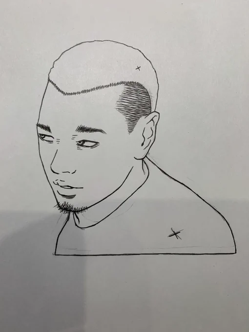 Webサイト用の自画像

輪郭をシュッとさせて鼻筋を高くして目を大きくして髪を増やして
もう僕じゃありません 