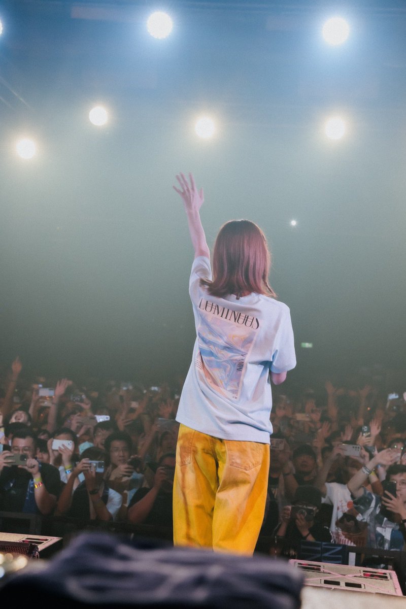 scandal_haruna's tweet photo. 謝謝台湾🫶アジアツアー1本目、6年ぶりの台湾めちゃくちゃ楽しかった〜！待っててくれてありがとう！また来れますように☺️
#SCANDAL_LUMINOUS 
📸@nekozephoto https://t.co/F0ePVl9ysO