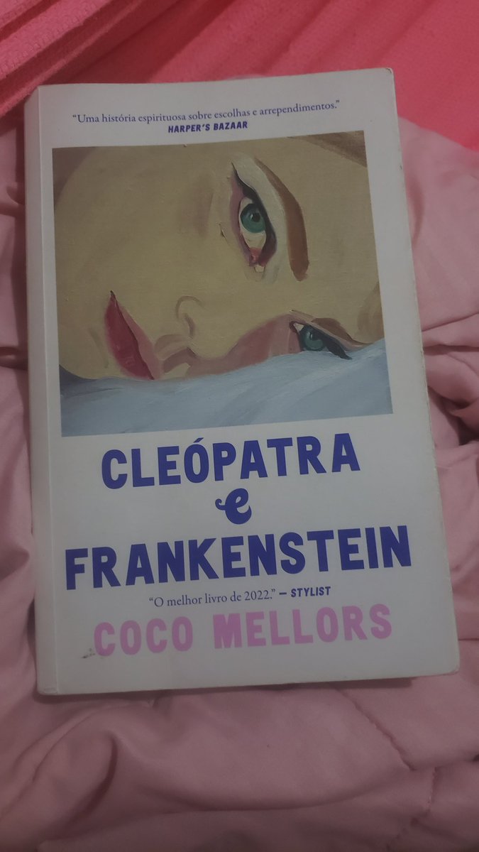 Gabrouou's tweet photo. 8° : Cleópatra e Frankenstein 
(Coco Mellors)

Nota: 10/10 https://t.co/6sDJ7ITSNs