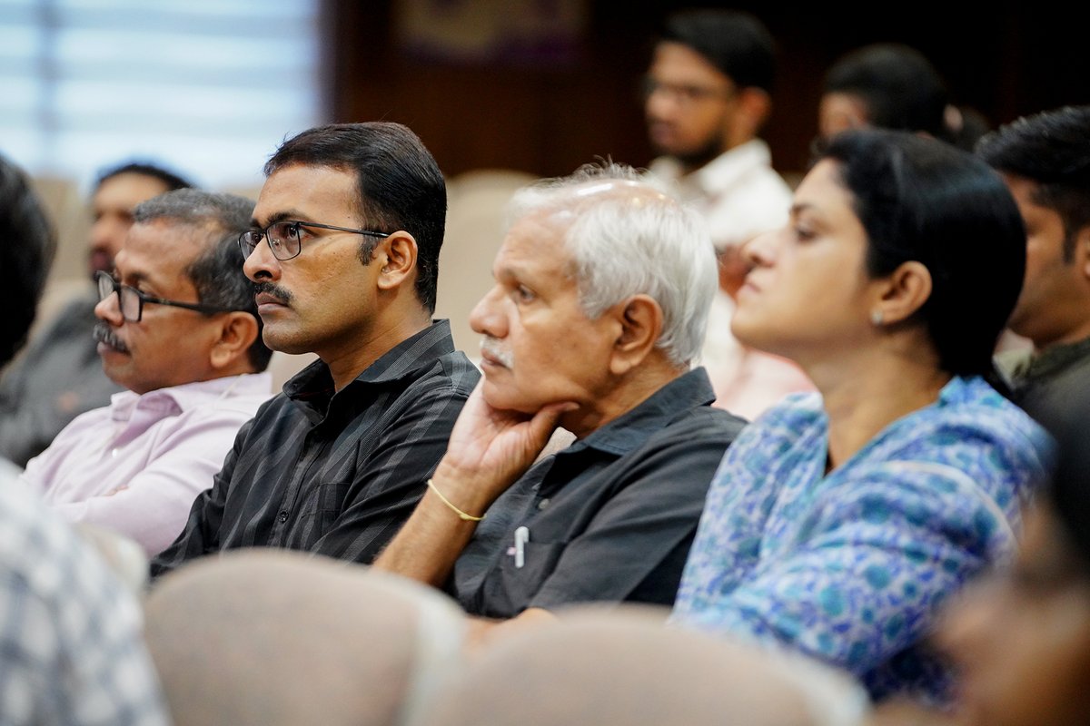 AmritaHospitals's tweet photo. Participants at the #PEDIFLOW Master Class in Paediatric #HemodynamicManagement, #AmritaHospital, #Kochi, June 9th, 2024. Focused on non-invasive techniques for managing paediatric hemodynamic instability.
#PediatricCare #MedicalTraining #Pediatricians #HealthcareEducation https://t.co/k53MhCZCqT