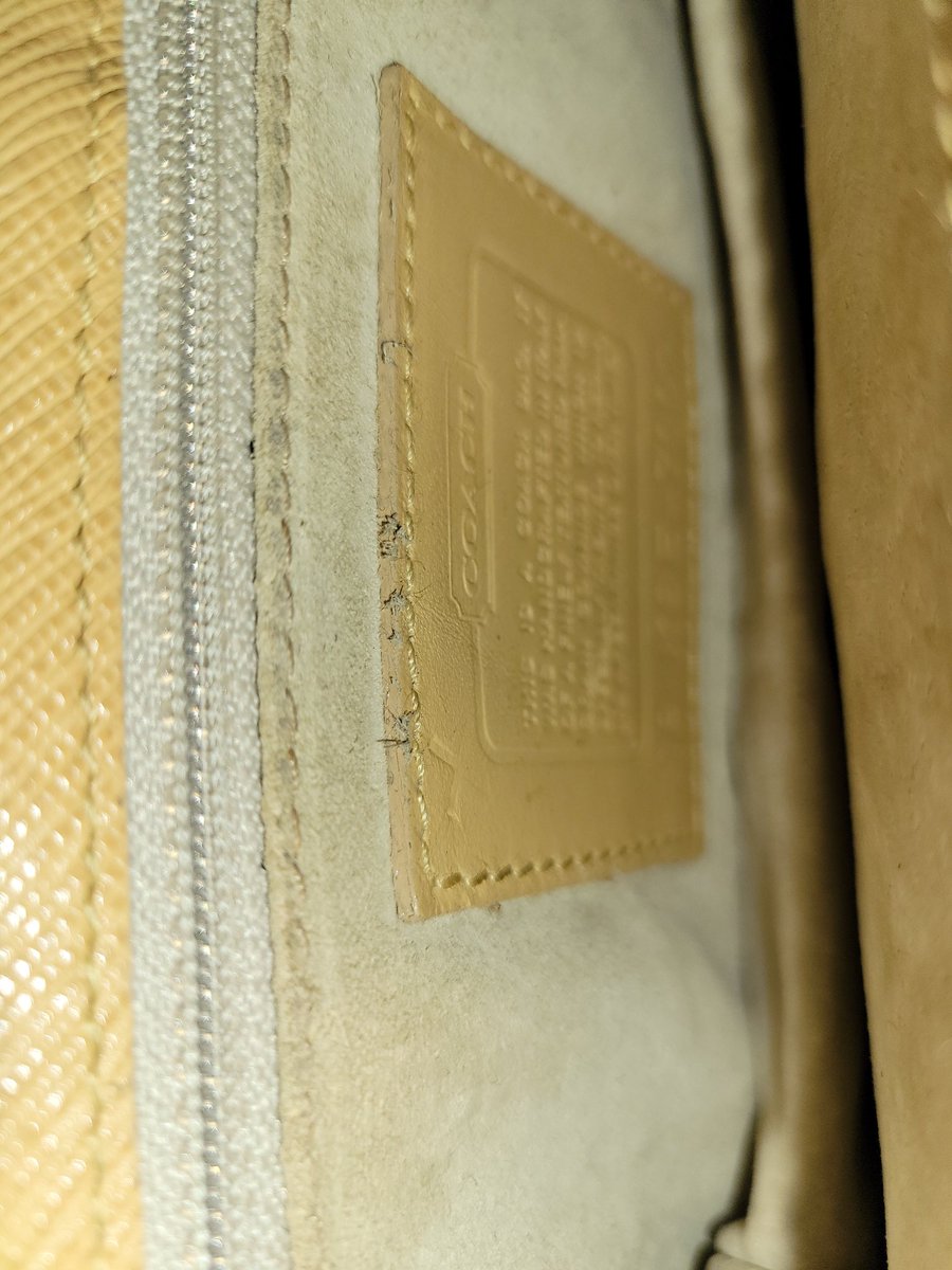 CampbellMacAl's tweet photo. @Coach I have a gramercy collection  bag with brass hardware. I bought it in Boston 24 yrs ago. The brass hardware falls off (backplate &amp; two screws). Customer service said: drive 40 mls to the Coach store so they can assess the problem. All I need is the backplate &amp; two screws. https://t.co/OJ2LN2FRCp