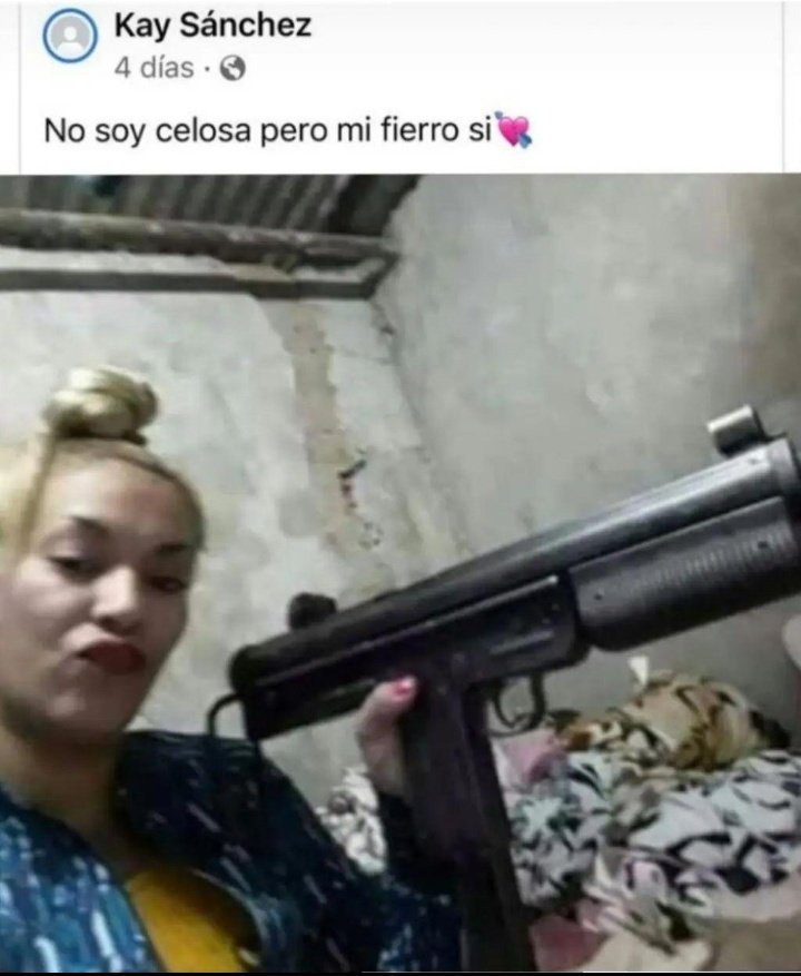 kagstones's tweet photo. ESTOY ATRAPADA NO TENGO SALIDA ME MUERO DE CELOS QUE NADIE LO SIGAAAA https://t.co/DYBPc0lWhI