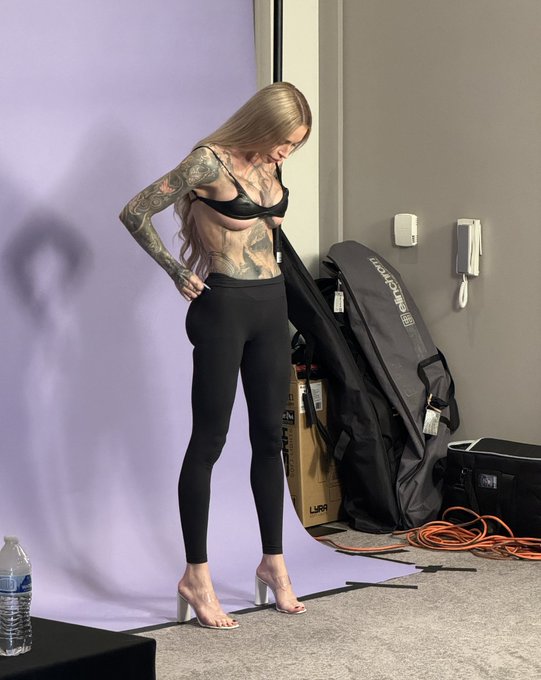 in Vegas 🖤 @AltPornNet https://t.co/CCyuCKX9fU<a class="tags" target="_blank" title="On Twitter" href="/?out=eyJ0eXAiOiJKV1QiLCJhbGciOiJIUzUxMiJ9.eyJpYXQiOjE3MjgxNzYzMjAsImlzcyI6InR3cG9ybnN0YXJzLmNvbSIsIm5iZiI6MTcyODE3NjMyMCwiZXhwIjoxNzU5NzEyMzIwLCJyZWRpcmVjdF91cmwiOiJodHRwczovL3R3aXR0ZXIuY29tL0FsdFBvcm5OZXQifQ.CsOtA8PrDU_0c3yBkiOskTudumbFKm4QDNdChXc35j_C4t4YYmW5bODVdsVrhe925rwDtNM959YbdAxKtQ3MuQ">@AltPornNet</a>