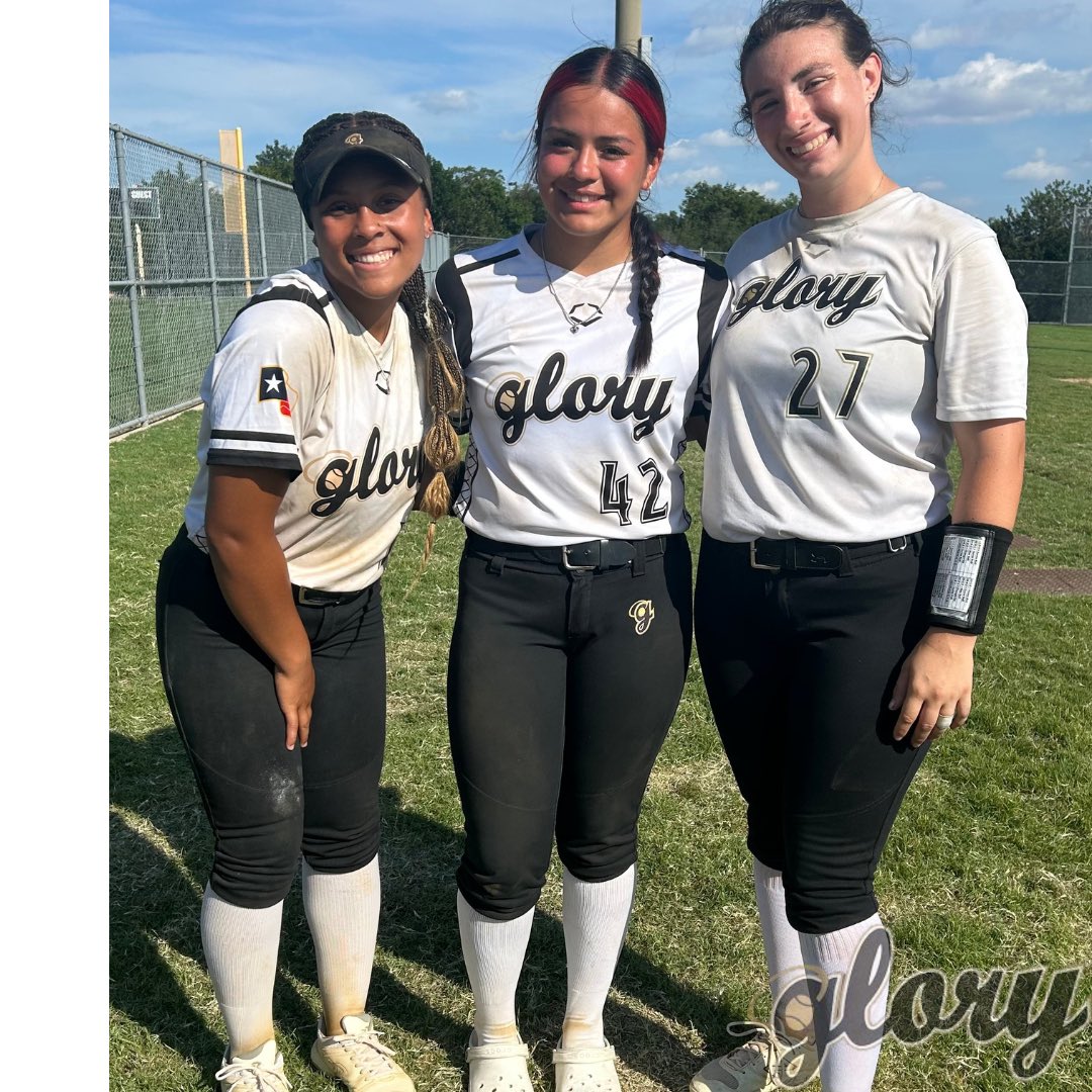 Glory Adkins GOLD 18U tweet media