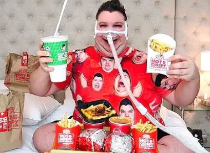 dietsd0ll's tweet photo. How it feels to eat over 1000 calories on edtwt https://t.co/RXhz2tmszA