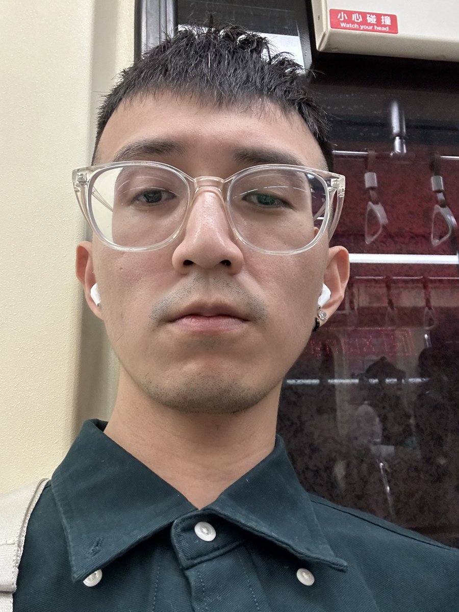 jay830422's tweet photo. VIVIZ 演唱會 超讚❤️
第一次看到哭
真的很愛你們😻😻😻😻😻 https://t.co/htlFeuxVhF