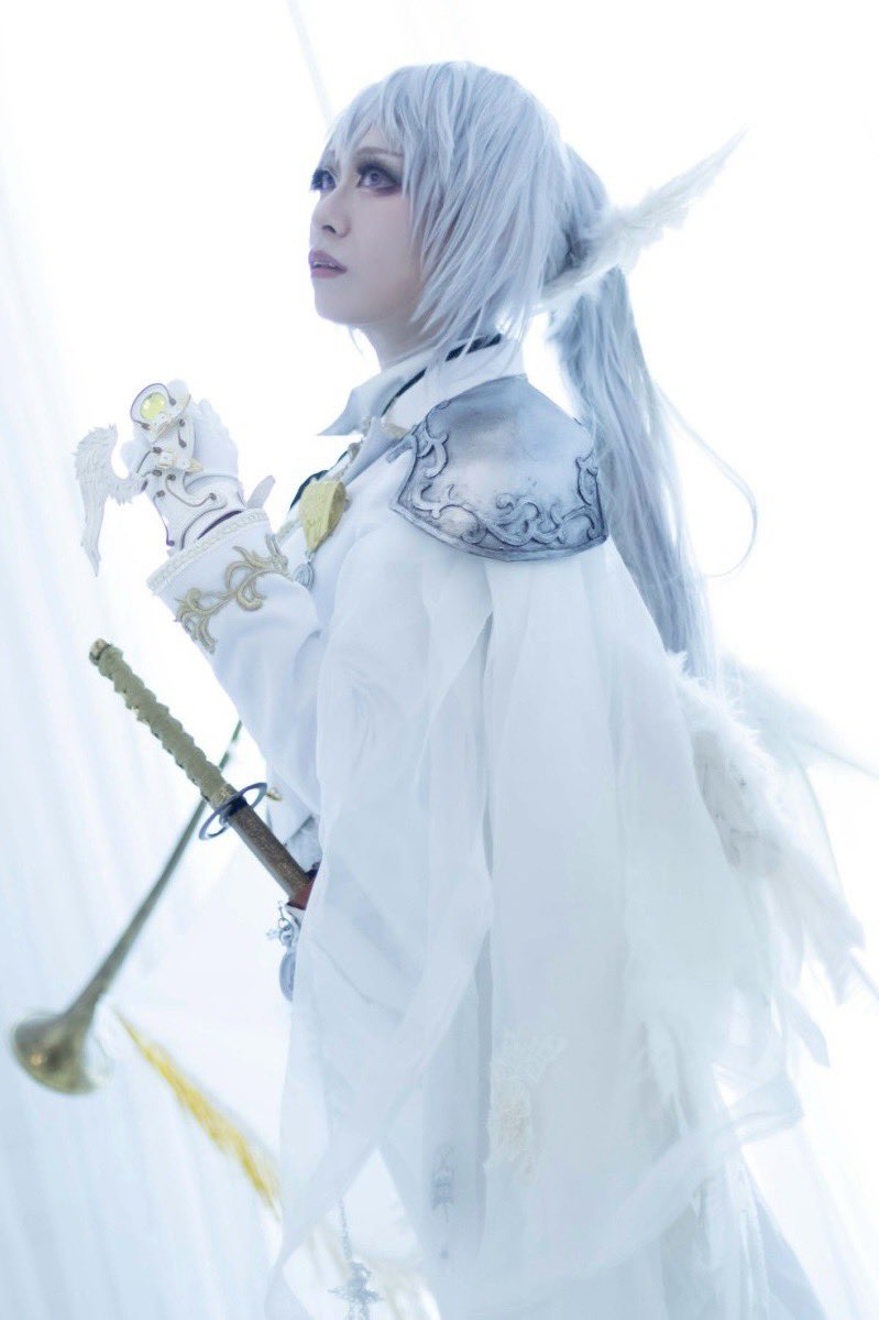 明日の #天界追悼庁大集会 楽しみですね✨
アスリスはポニテで頭羽が生えてます。
役割上、手袋してるので外すのわたわたしそうなんですが(笑)、一緒にお写真とか撮りましょうね🎺
(構って欲しいのでもう一度あげておくのだ…)

 #天界追悼庁
 #天界追悼庁二次創作
 #創作