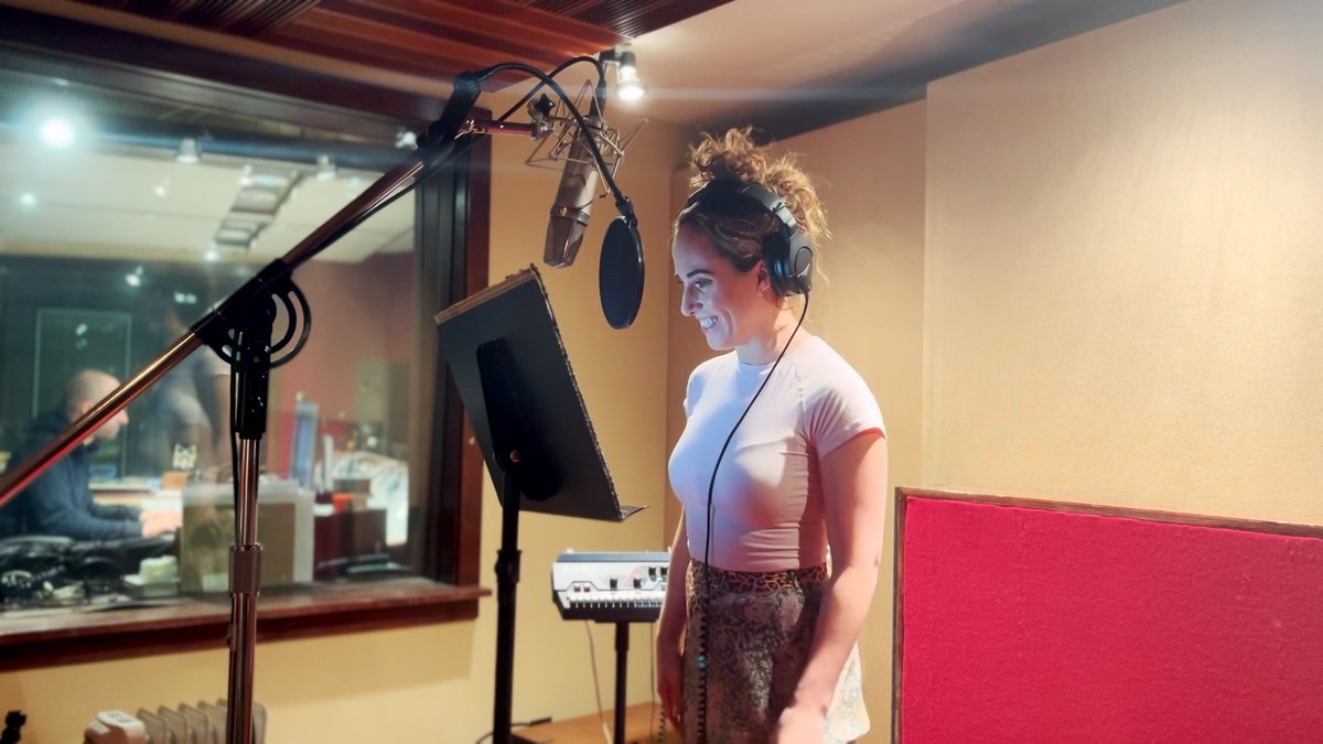 lifelinemusical's tweet photo. 🎵 CONCEPT ALBUM  – MIA GERACHIS ⭐️

We are excited to announce the next member of our concept album cast, @MiaGerachis as AMALIA, the second wife of microbiologist, Alexander Fleming, a scientist in her own right, and a great supporter of her husband’s legacy.

@centerstagercds https://t.co/saNSOLveTp