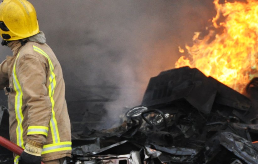 You can help prevent rubbish fires:
Store your rubbish in a secure area
Don’t fly-tip or leave rubbish to build up outdoors
Report rubbish build-up to your Local Authority or fire station
Report fly-tipping to your Local Authority
More: rb.gy/1yagxn