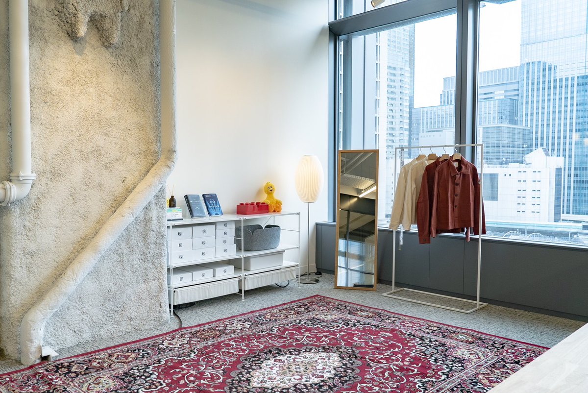 kzkHykw1991's tweet image. Notion 東京オフィス移転🎉

入社してもうすぐ一年。ビジネスの成長と共にチームも大きくなり、新しい場所に移りました🚚

サンフランシスコ本社の“Notionらしさ”をより濃く受け継いで、今まで以上に素敵な空間になりました！…