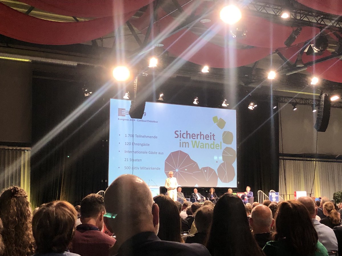 Prevent_News's tweet photo. Happening now in Cottbus! Grand Opening of the 29th German Crime Prevention Congress. 1700 participants from 22 nations! #DPT #DPT2024 #Cottbus https://t.co/6JNzP9lWEl