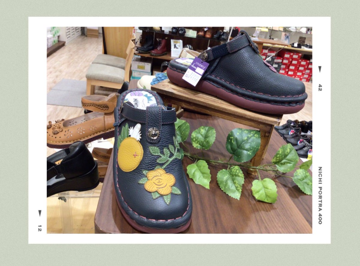 studiojkasukabe's tweet image. 遂に入荷❁⃘*.ﾟ
「ムーミン×エスタシオン」

ニョロニョロが可愛い！！！
早速売れてます、、、
ムーミンが大好きな方はぜひお早めにGETを！

#studioj #イオンモール春日部 #靴
#ムーミン #エスタシオン