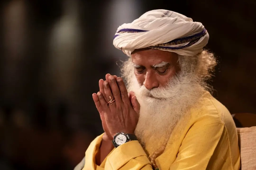 SadhguruTamil's tweet photo. ஈஷா யோக மையத்தில் நேற்று நிகழ்ந்த, மிகவும் எதிர்பார்க்கப்பட்ட சத்குரு தரிசனம்.

#Sadhguru #Darshan https://t.co/7XNUF4bdJx