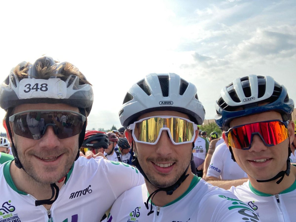 #WACC C'était le week-end dernier en Côte-d'Or 🙌✨🏆
Traduction : Le Championnat du Monde de Cyclisme en Agriculture
🚲🚲🚲🚲🚲🚲🚲🚲🚲🚲🚲🚲🚲🚲🚲🚲🚲🚲🚲🚲🚲🚲🚲
 
Un évènement organisé par hashtag#allianceBFC et qui a réuni une cinquantaine d'équipes dont la moitié à