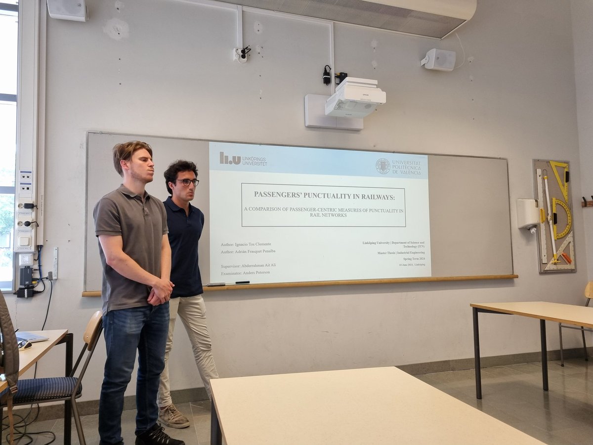 LiU Railway & Public Transport (@liu_jvgkoll) on Twitter photo Today, our two Erasmus students Ignacio Tos Clemente and Adrián Frasquet Penalba from Valencia 🇪🇸 presented their MSc thesis "Passengers' Punctuality in Railways: a comparison of passenger-centric measures of punctuality in rail networks". Supervisor was <a href="/AbdeAitali/">Abdou | عبد الرحمان</a>. Today, our two Erasmus students Ignacio Tos Clemente and Adrián Frasquet Penalba from Valencia 🇪🇸 presented their MSc thesis "Passengers' Punctuality in Railways: a comparison of passenger-centric measures of punctuality in rail networks". Supervisor was <a href="/AbdeAitali/">Abdou | عبد الرحمان</a>.