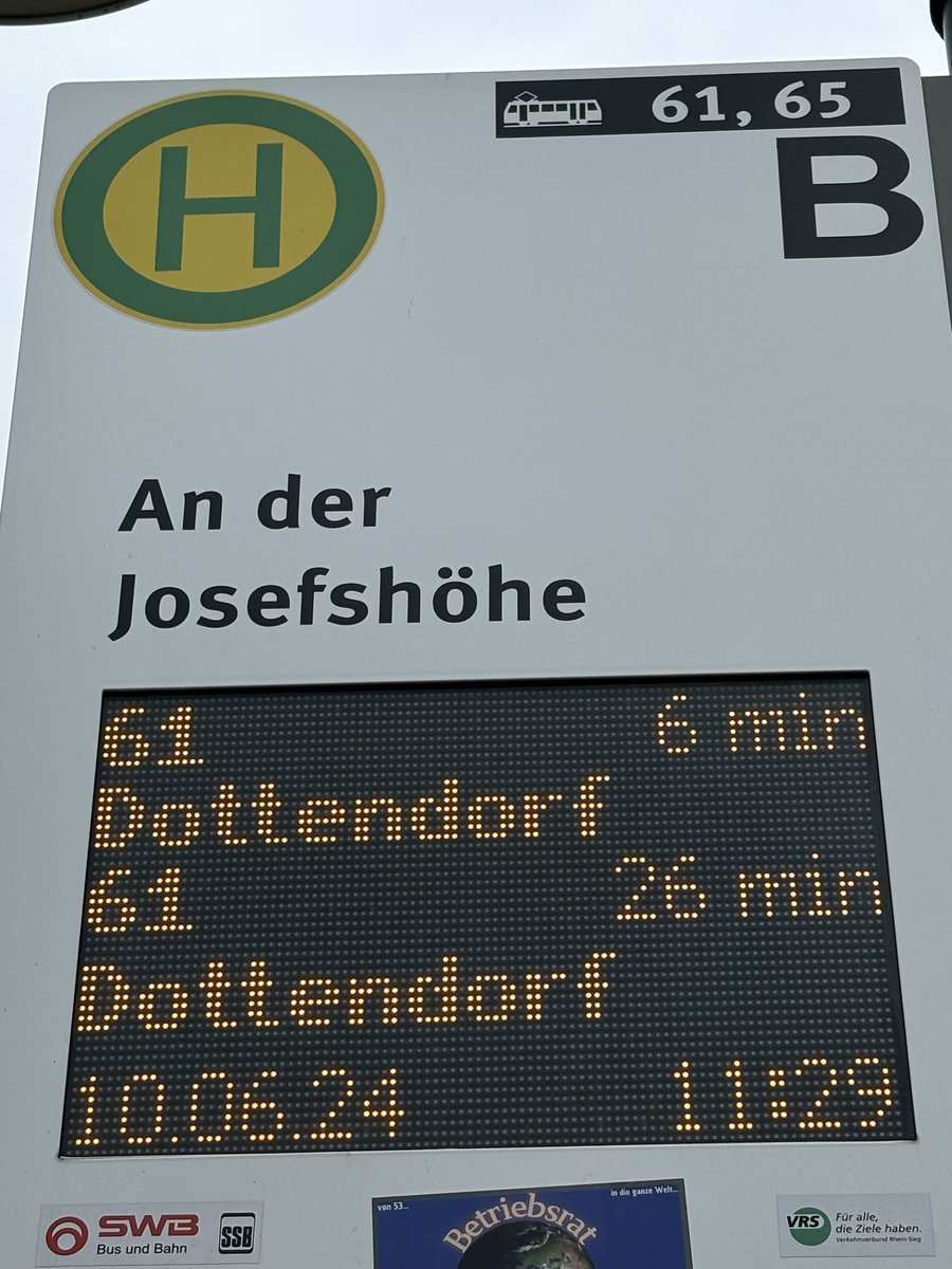 Andreas Blohm (@ABlohm@bonn.social) 📯 (@andreasblohm) on Twitter photo Hej, <a href="/SWBBusundBahn/">SWB Bus und Bahn</a>, Ihr habt mal wieder eine "hüpfende" Anzeige, diesmal an der Josefshöhe, die wechselnd an erster Stelle die nächste und die übernächste Fahrt anzeigt, an zweiter stabil die überübernächste Fahrt. Hej, <a href="/SWBBusundBahn/">SWB Bus und Bahn</a>, Ihr habt mal wieder eine "hüpfende" Anzeige, diesmal an der Josefshöhe, die wechselnd an erster Stelle die nächste und die übernächste Fahrt anzeigt, an zweiter stabil die überübernächste Fahrt.