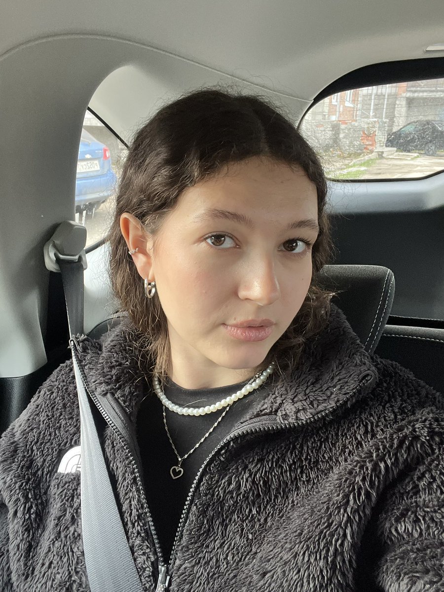 Good morning☀️
Tomorrow is my last exam 
I'm very happy that my university session is coming to an end🥳
A beautiful summer is ahead 
I wish you a beautiful day🤍