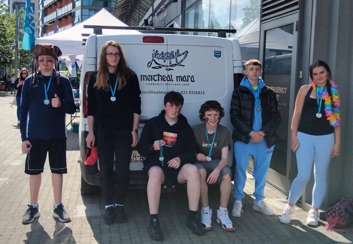 CorkLifeCentre's tweet photo. 3 #LifeCentre crews rowed #OceanToCity on Saturday, coming across the finish line within seconds of each other. #TotesEmosh
Proud of our #BabyPirates!
Thanks to our friends @MeithealMara & @CorkHarbourFest for a fab day out.
#HeartWork
#Badoireacht
#LeaveNoOneBehind
#OceanToCity https://t.co/3g0HtBjxH7
