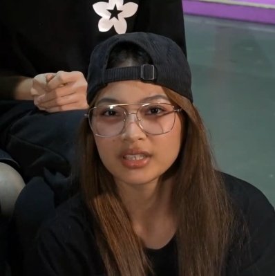 eppyari's tweet photo. papi line + 1 impostor https://t.co/cBafswpzWN