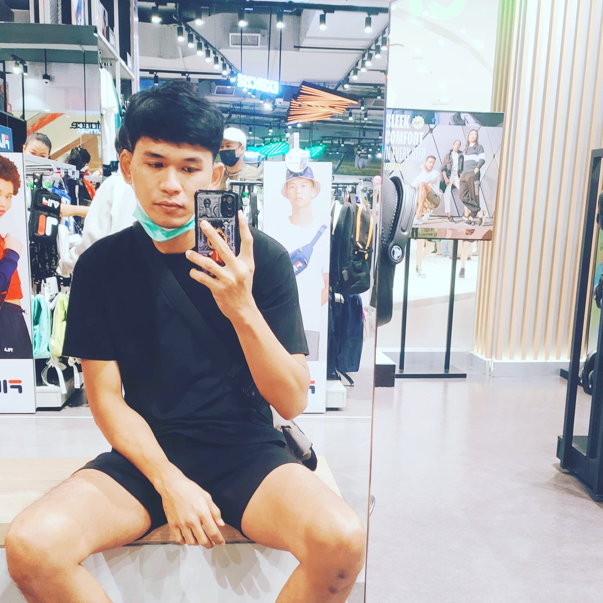 YesGunPow's tweet photo. @cn63692116 ประชาอุทิศ นัดได้นะ https://t.co/IQgs83zp3p