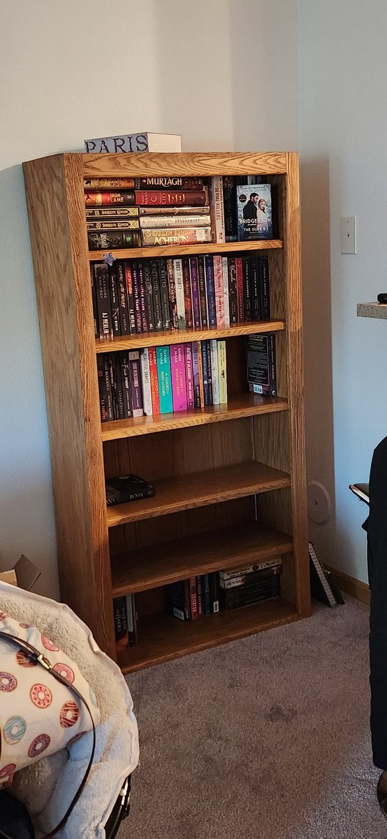 LunariiReads's tweet photo. So excited! I got another bookshelf! The old one ended up breaking after it got moved, but the books look so pretty on this one!

On an unfortunate note, apparently I'm on a book buying ban. https://t.co/4j6ieCYsnU