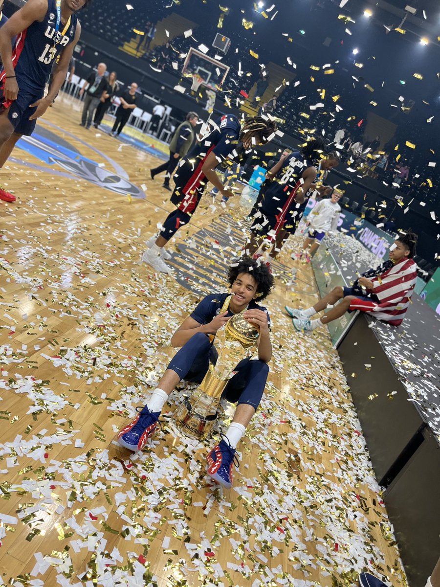 Coach Chris Brown tweet media