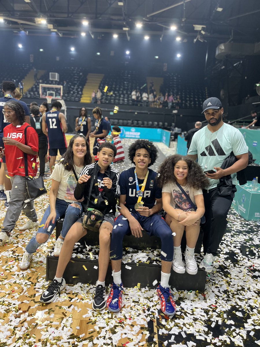 Coach Chris Brown tweet media