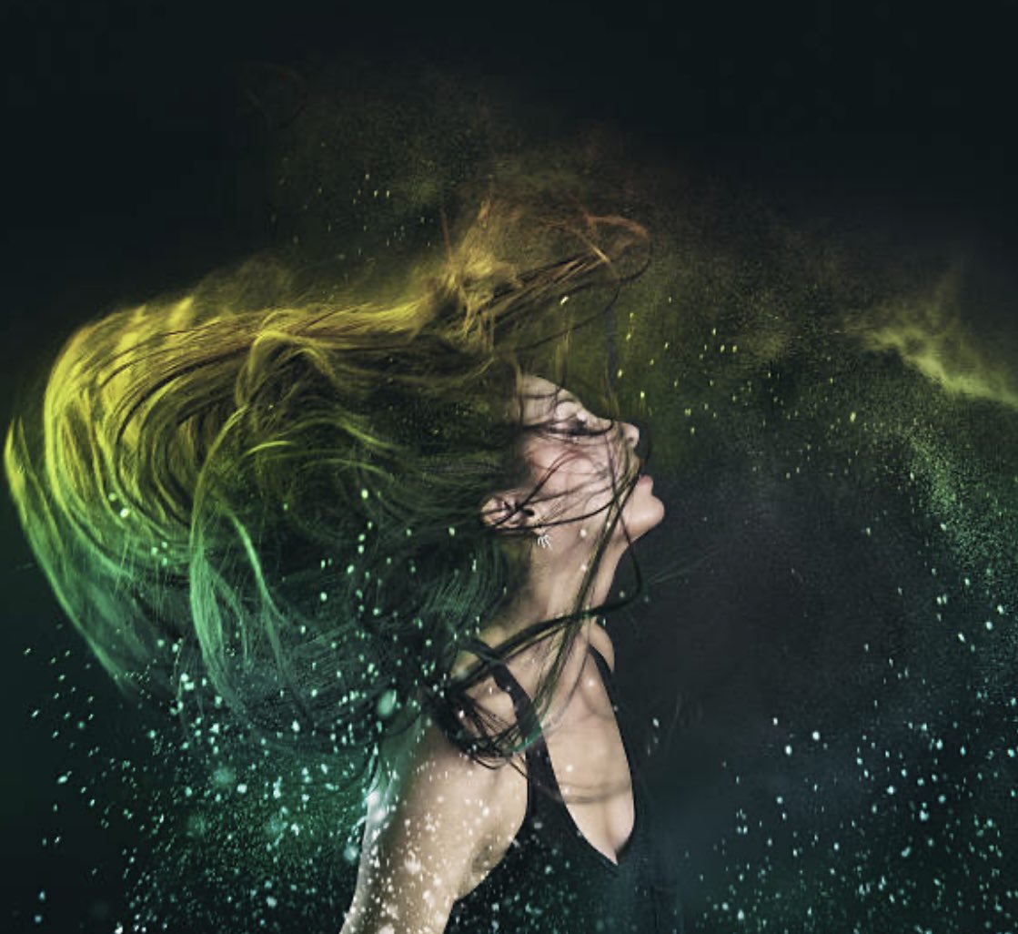 Barbara52744094's tweet image. #peripheral words
borderline of confusion 
irrelevant thoughts

#vss365
#haiku
#WritingCommunity
#poetry