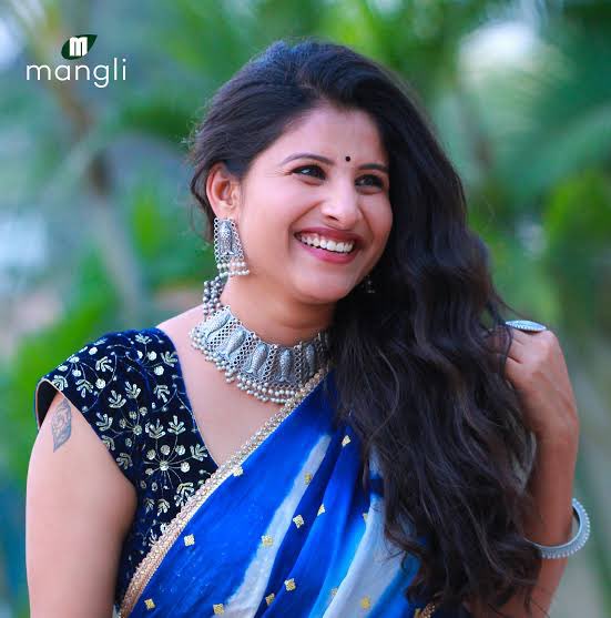 Kasarla Shyam (@lyricsshyam) on Twitter photo మారుమూల 'పల్లె ' నుండి
'కోకొల్లల ' జనం 'గుండె 'లను
'కొల్ల' గొట్టిన 'నువ్వు'
కలకాలం 'నవ్వు 'తూ ఉండాలని
మనస్ఫూర్తిగా కోరుతూ
పుట్టినరోజు శుభాకాంక్షలు చెల్లె <a href="/iamMangli/">Mangli Official</a> మారుమూల 'పల్లె ' నుండి
'కోకొల్లల ' జనం 'గుండె 'లను
'కొల్ల' గొట్టిన 'నువ్వు'
కలకాలం 'నవ్వు 'తూ ఉండాలని
మనస్ఫూర్తిగా కోరుతూ
పుట్టినరోజు శుభాకాంక్షలు చెల్లె <a href="/iamMangli/">Mangli Official</a>