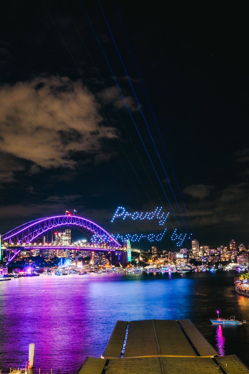 oksnap_'s tweet photo. VIVID SYDNEY drone show 

#vividsydney #photograghy #fujifilm #sydneyphoto https://t.co/zPcypctyeV
