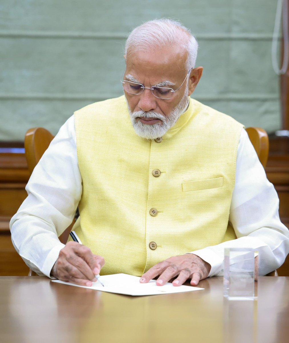 First file signed by PM pertains to PM Kisan Nidhi release. This will benefit 9.3 crore farmers and distribute around Rs 20,000 crores.

We want to keep working even more for the farmers and the agriculture sector in the times to come - PM