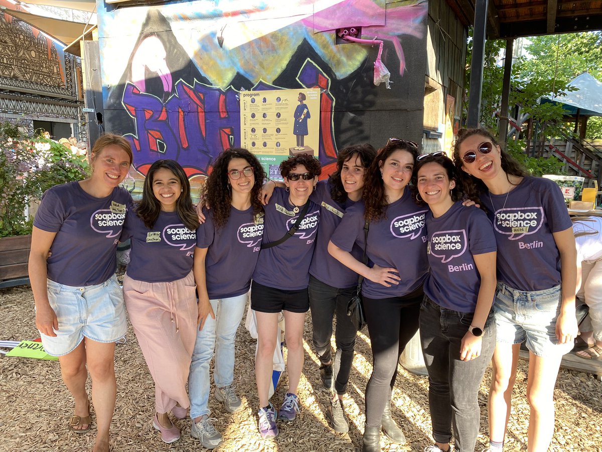 I am so happy to be part of this wonderful team 💜. After months of preparation... We did it! The event was a great success 
#WomenInSTEM #scicomm