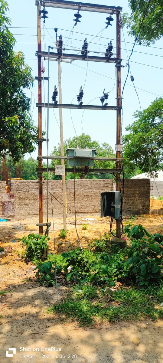 KalyanSethi's tweet photo. This transformer is located in NAC-11 number ward. It needs security fence and new electric poles around it. Protect the domestic animals by checking it properly.@tpnodl_balasore @BJP4Odisha @PradeepJenaIAS @SamalManmohan7 https://t.co/y3BwTVYoKh