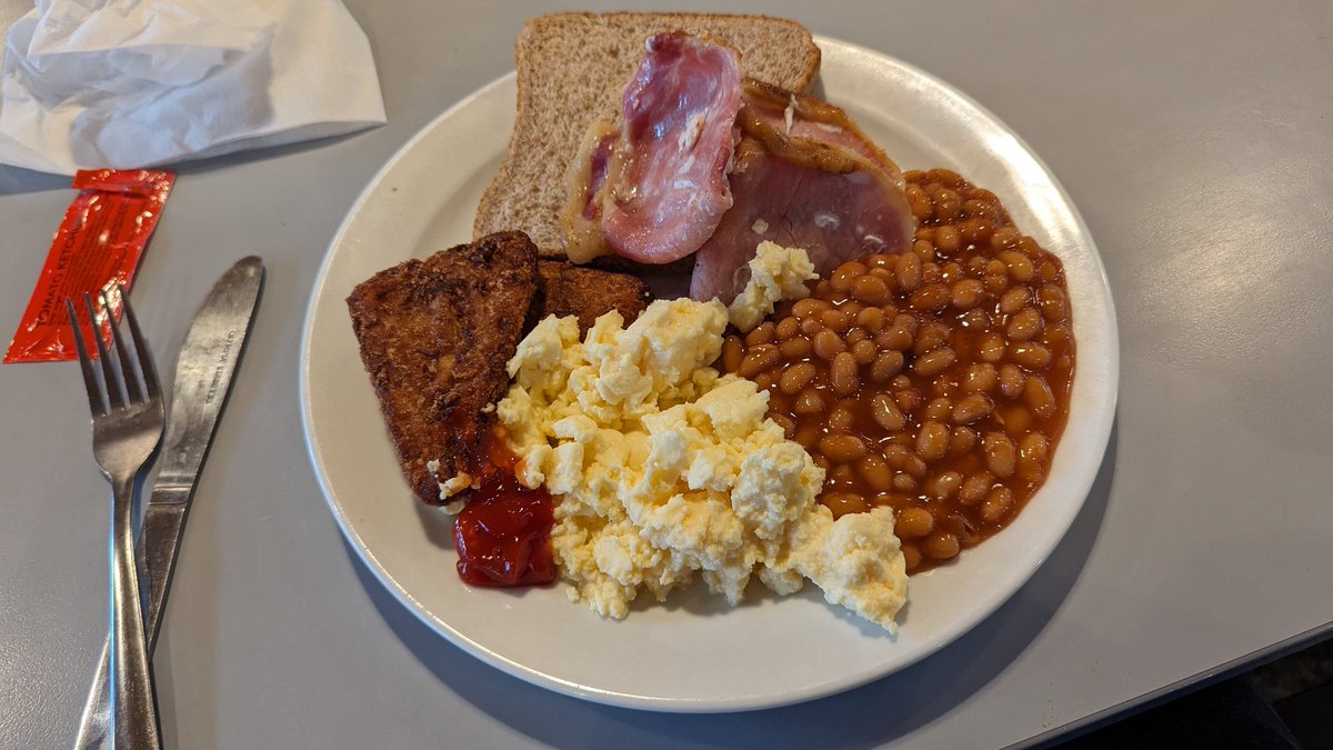 Brandlehow School tweet media