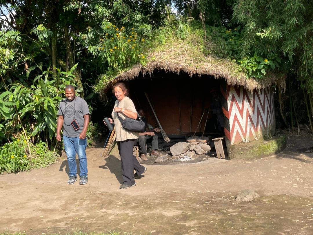 While Focus at Volcanoes NP falls squarely on #mountaingorillas, this ‘Cultural Village” puts spotlight back onto people and culture. Experience Rwanda village life by grinding seeds on a stone, take part in dances and participate in the marriage of a king to his Queen. 
#culture