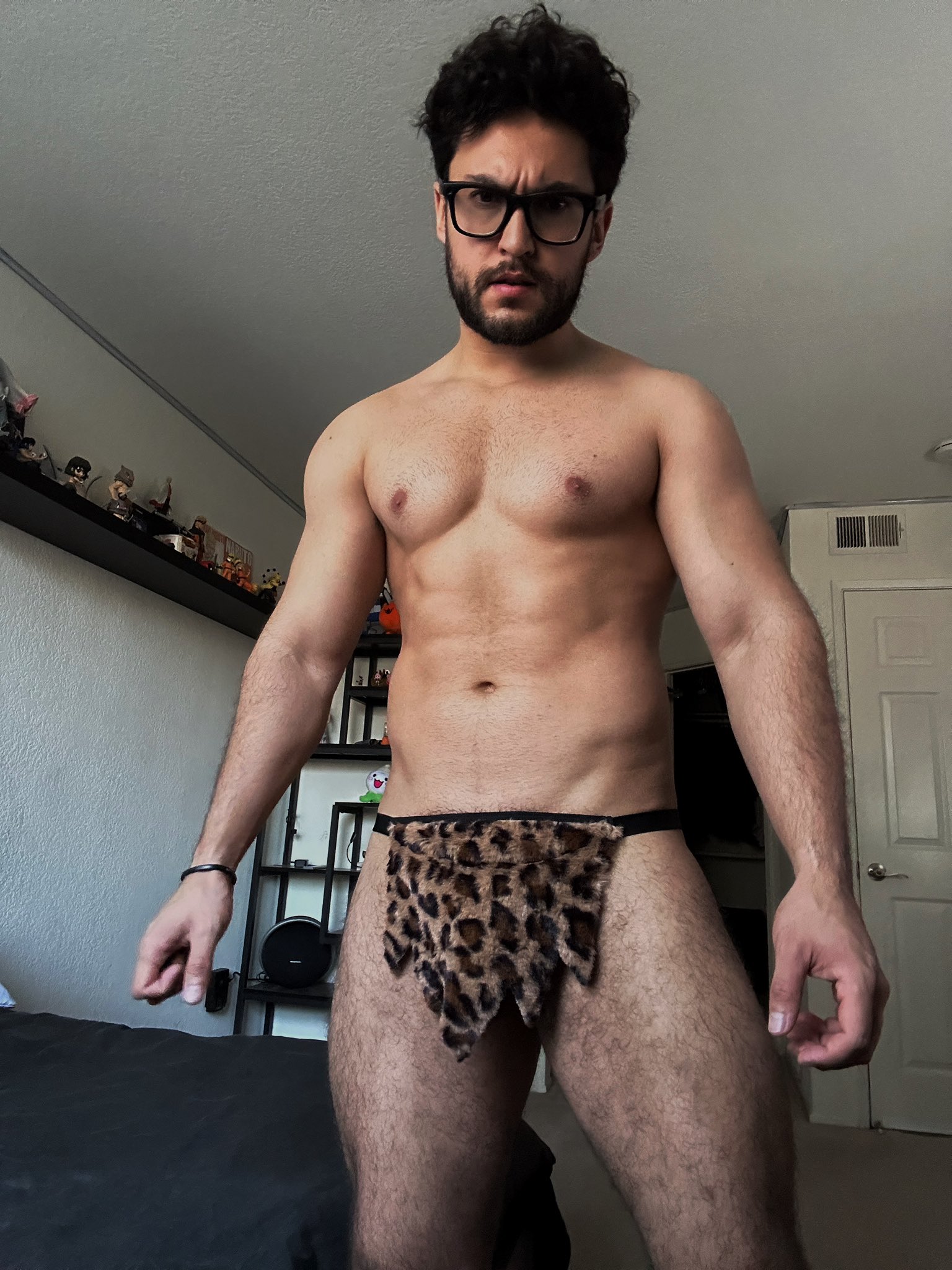 1 pic. As a kid I used to love Tarzan and now I want to become him 😆 https://t.co/eW5nWJrlJO