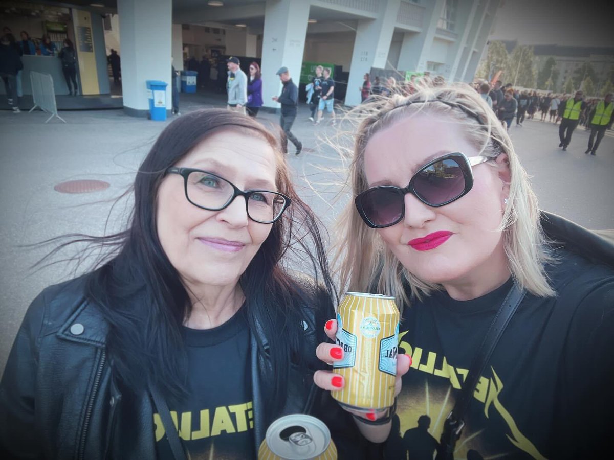 memmuliinos's tweet photo. #M72Helsinki 🤘🏻🖤🎶🔥🇫🇮☀️🎶🤘🏻 What a night! Thank you! ❤️
@Metallica @FFDP 💙🤍 090624 Helsinki 🇫🇮🎶🤘🏻🔥 https://t.co/NpJ1TENTVK