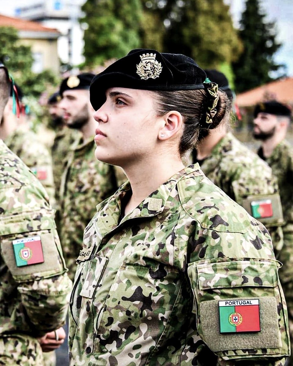 Retweet to join us in celebrating our Ally 🇵🇹 Portugal, feliz #10dejunho!

<a href="/DelPortugalNATO/">Portugal na NATO</a> 🤝 #WeAreNATO