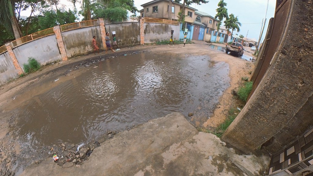 tami_fubara's tweet photo. LMAO.
Why Shoud rent in a place like this, be above N1m? Lagos landlords are  the real thieves. https://t.co/QKBGPFr4ZM