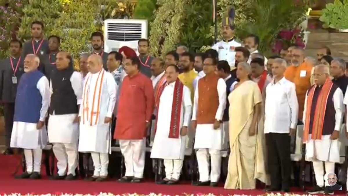 PdRajnarayan's tweet photo. @LKBajpaiBJP @narendramodi बासुकिनाथ नगर से प्रधानमंत्री जी को सभी सांसदों को 🙏🙏 https://t.co/P6bU3gXGoD