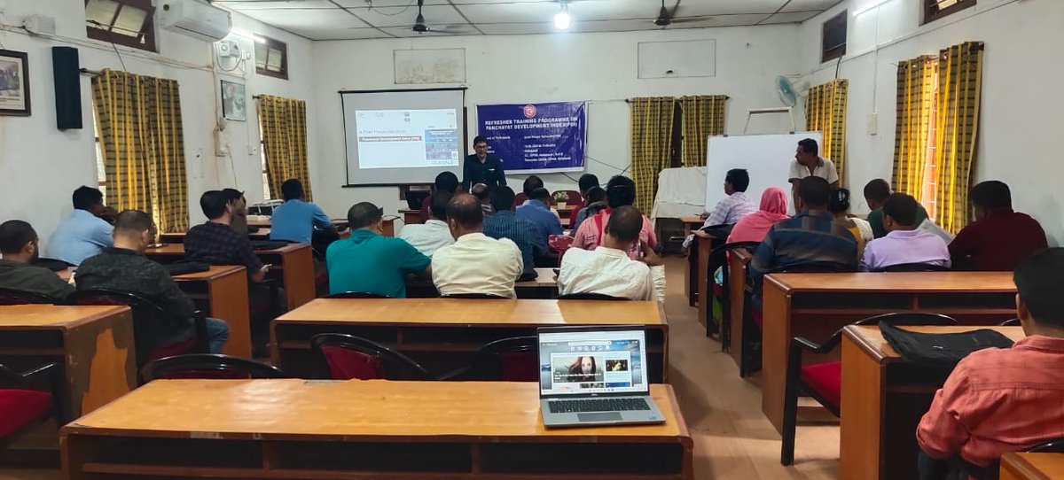 mopr_goi's tweet image. Two-day Refresher Training Programme on Panchayat Development Index (PDI) held from June 10-11, 2024, at ETC, Hailakandi, Assam. Sponsored by RGSA, Gram Rozgar Sahayaks (GRS) of Hailakandi district is attending the training. #PanchayatDevelopment #TrainingProgramme #Hailakandi