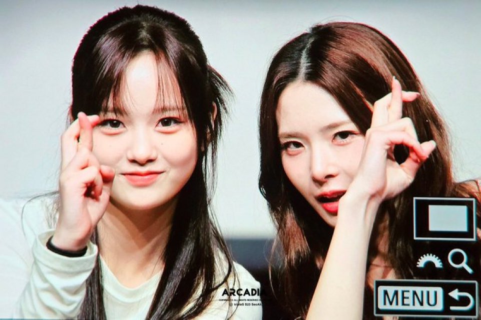 tone looks so mischievous