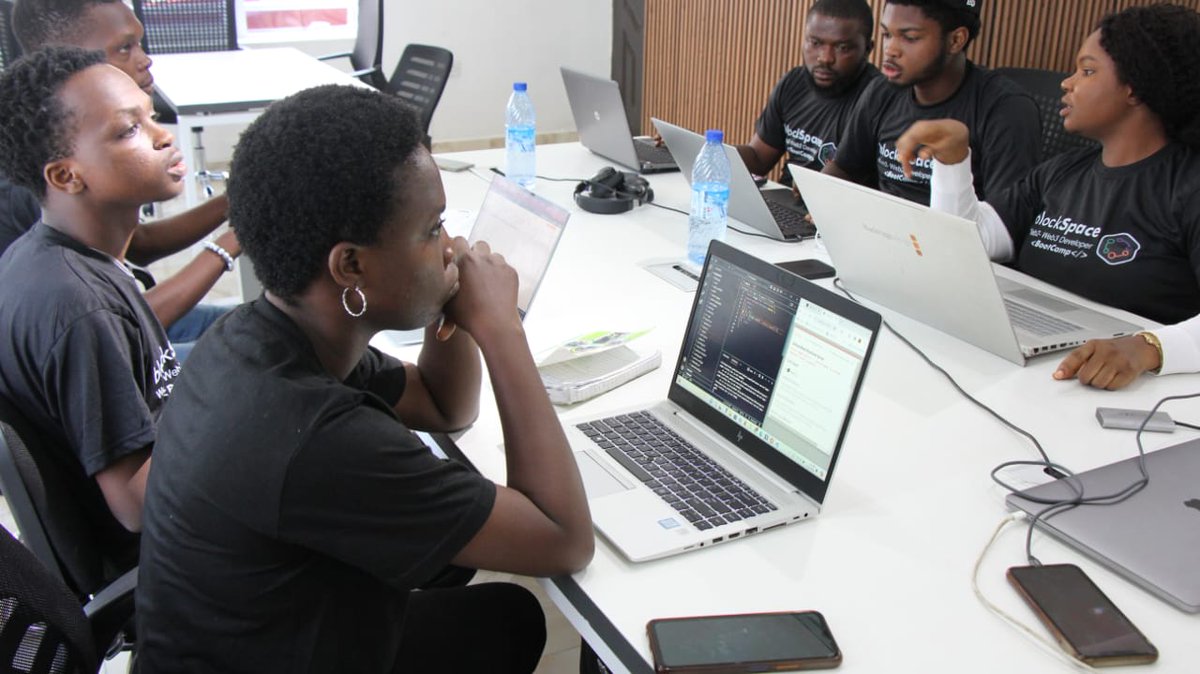 blockspaceHUB's tweet image. BlockSpace Innovation Hub is at the forefront of the Web2 to Web3 transition. We provide resources, mentorship, and training to help developers and entrepreneurs navigate this new landscape. Join us to be part of the future. #BlockSpace #Web3Education