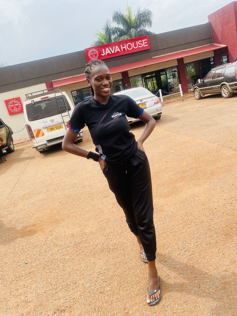 Sammy_Travels's tweet image. Kicking off the week with a Ugandan road trip! 🇺🇬 Wishing you a blessed new week filled with beautiful scenery and good vibes! #ExploreUganda #NewWeekNewBlessings